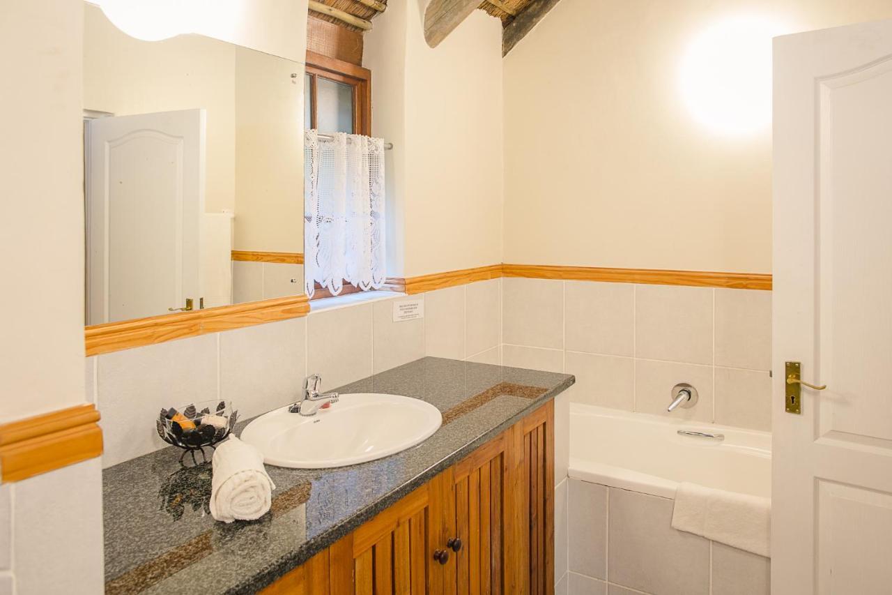 Coral Tree Cottages Harkerville Экстерьер фото