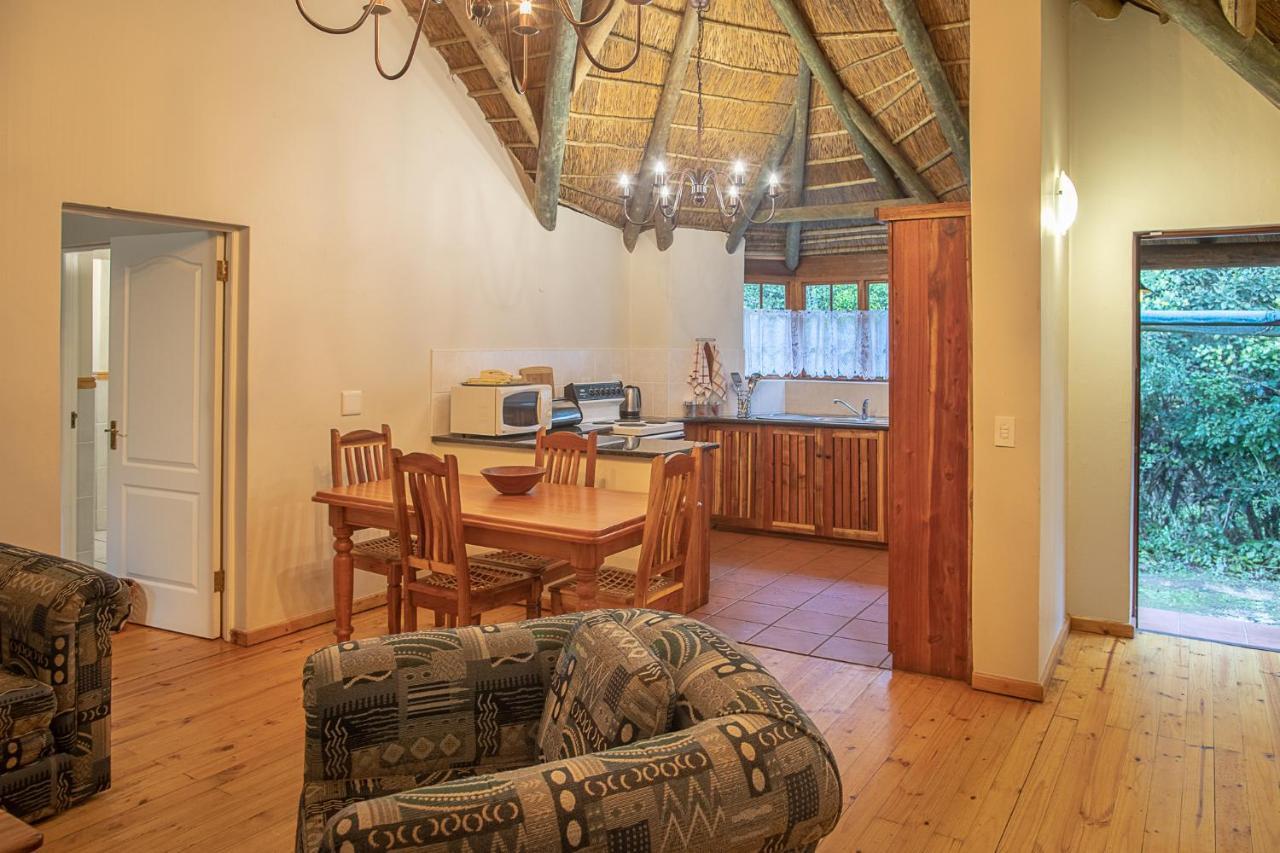 Coral Tree Cottages Harkerville Экстерьер фото